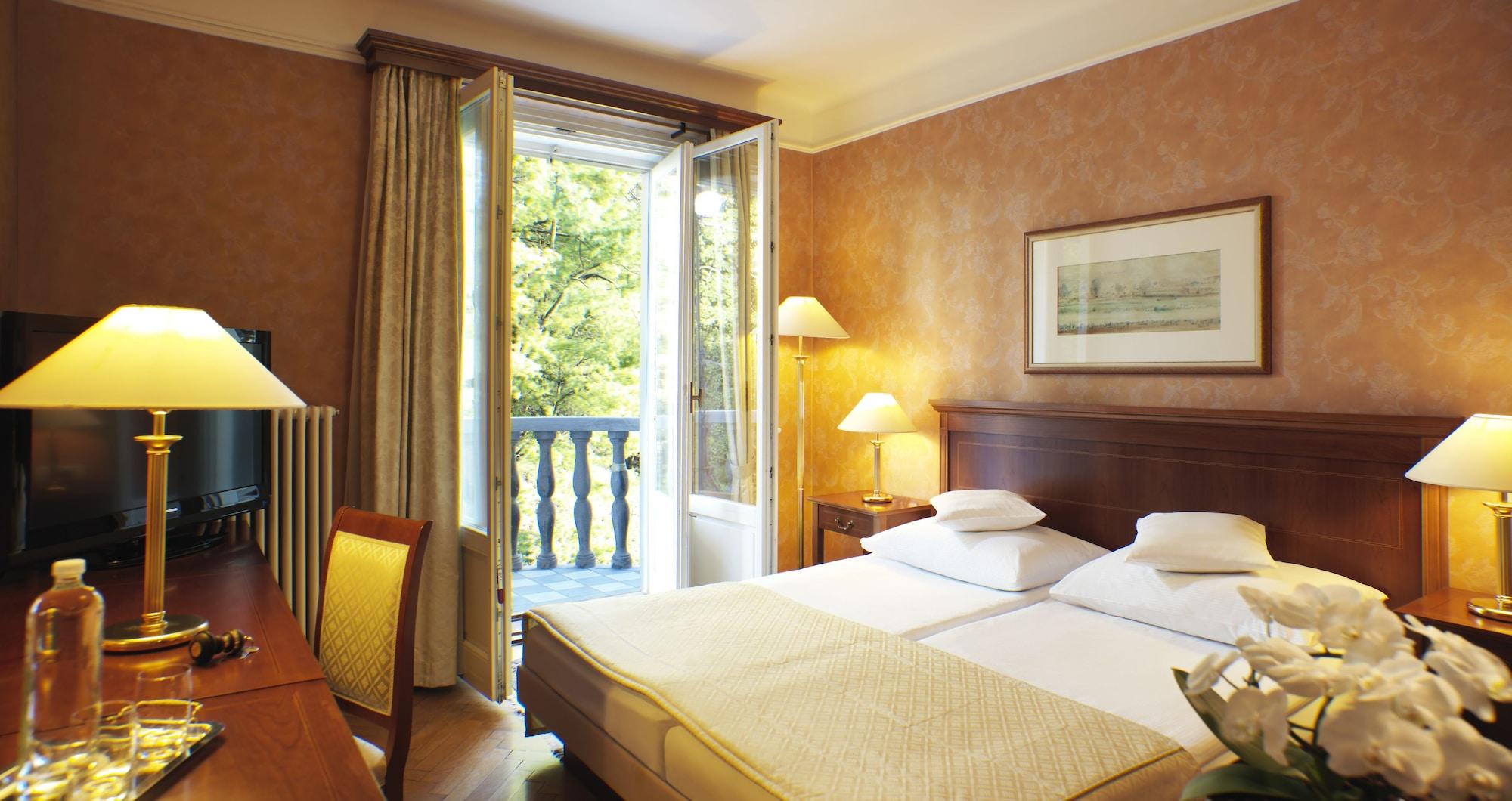 Grand Hotel Toplice - Small Luxury Hotels Of The World Μπλεντ Εξωτερικό φωτογραφία A typical hotel room