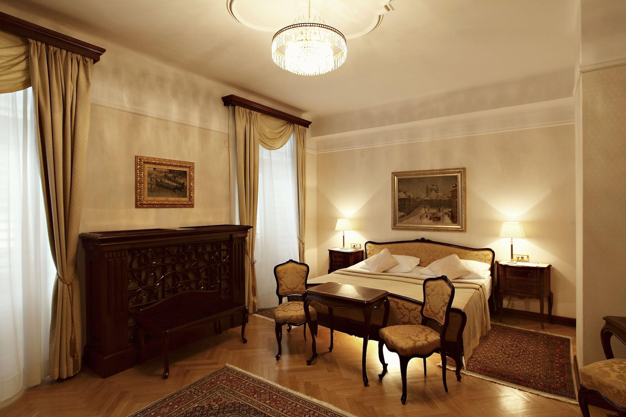 Grand Hotel Toplice - Small Luxury Hotels Of The World Μπλεντ Εξωτερικό φωτογραφία A room at the hotel