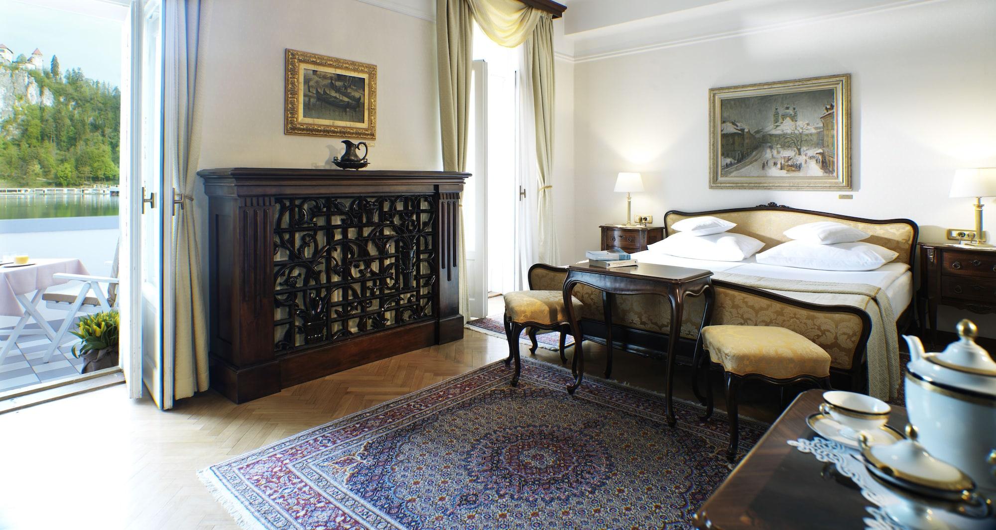Grand Hotel Toplice - Small Luxury Hotels Of The World Μπλεντ Εξωτερικό φωτογραφία A room at the hotel