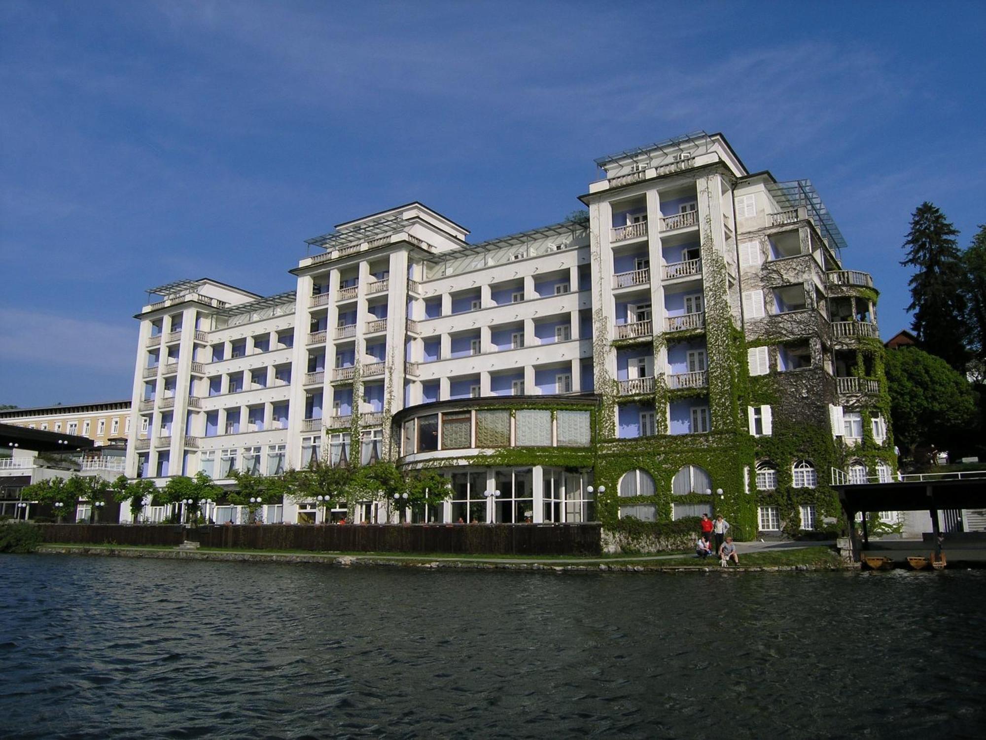 Grand Hotel Toplice - Small Luxury Hotels Of The World Μπλεντ Εξωτερικό φωτογραφία The Dolder Grand Hotel